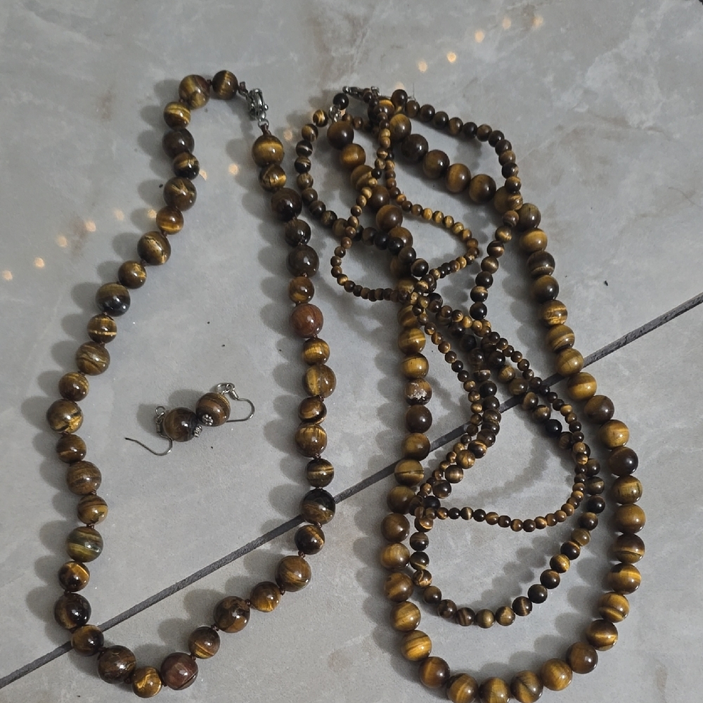 Elegant Tigers Eye Necklace and Earring Set